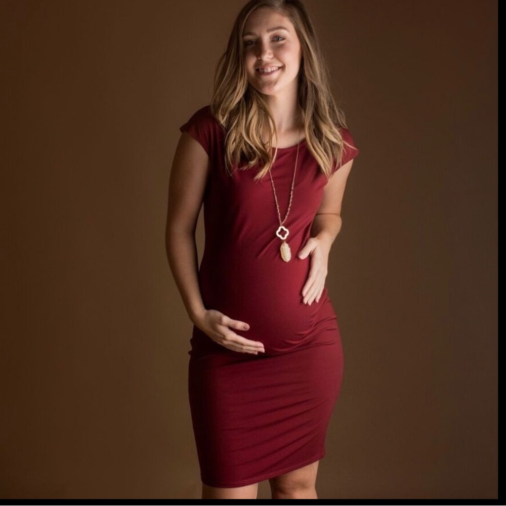 Fitted Solid Knit Dress - Burgundy